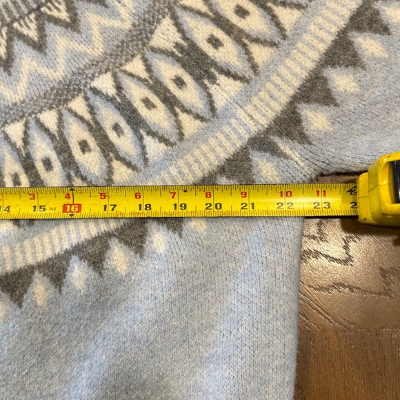 Alfred Dunner Blue and Gray Patterned Crewneck Sweater - Picture 8 of 9